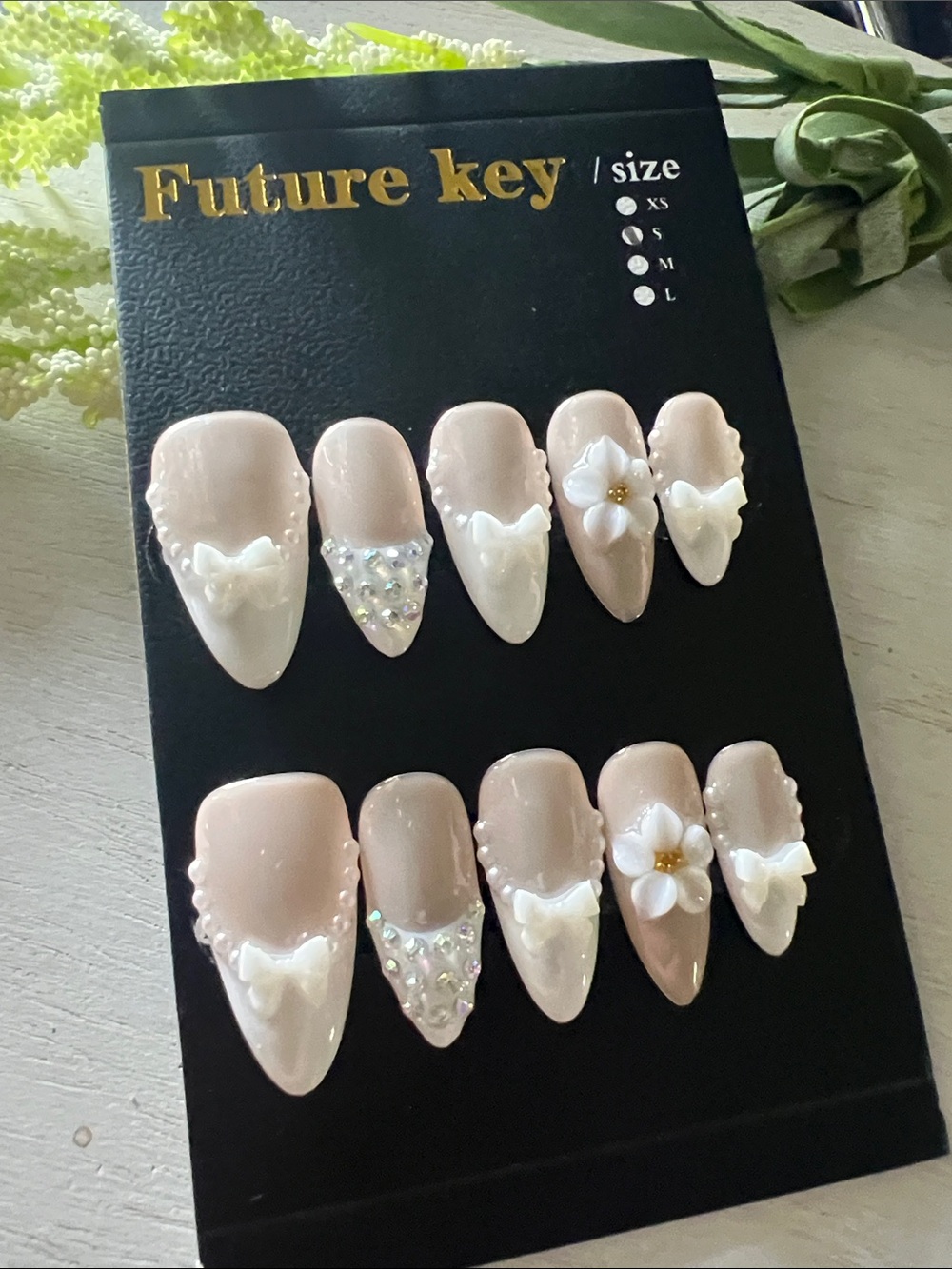 Future Key press on nails size small